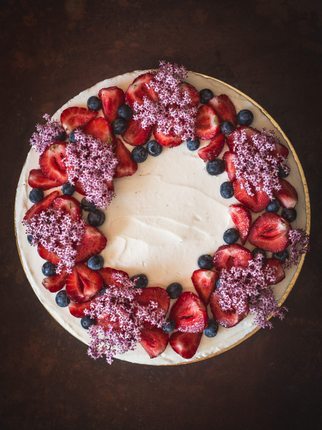mazarintårta med flädercheesecake