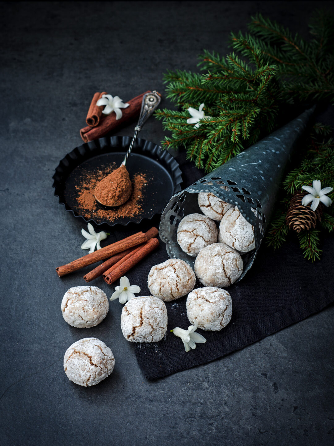 mandelkakor med pepparkakskrydda